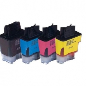 ΜΕΛΑΝΙ ΣΥΜΒΑΤΟ BROTHER LC-900 MAGENTA